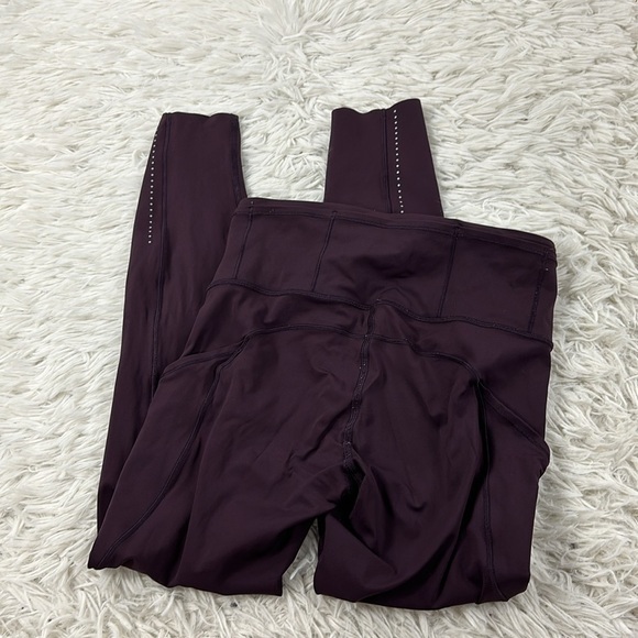 Lululemon Fast & Free 7/8 Tight II *Nulux 25" Black Cherry - Picture 4 of 5